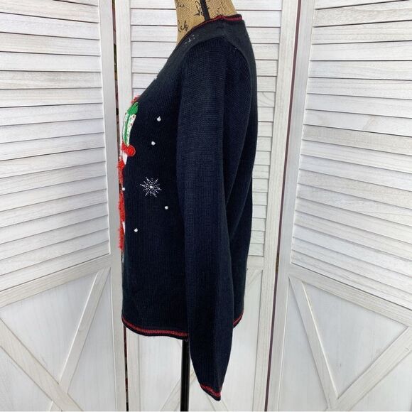 Red Label Fuzzy Santa Christmas Pullover Sweater Black Red Small - Picture 2 of 11
